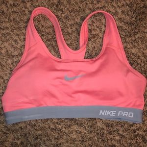 Nike Pro sports bra